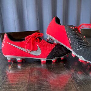 Nike Phantom Venom
